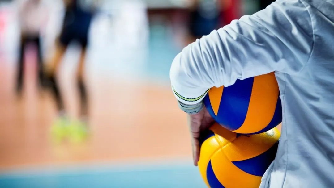 5 Volleyball Coaching Tips for Effective Team Management