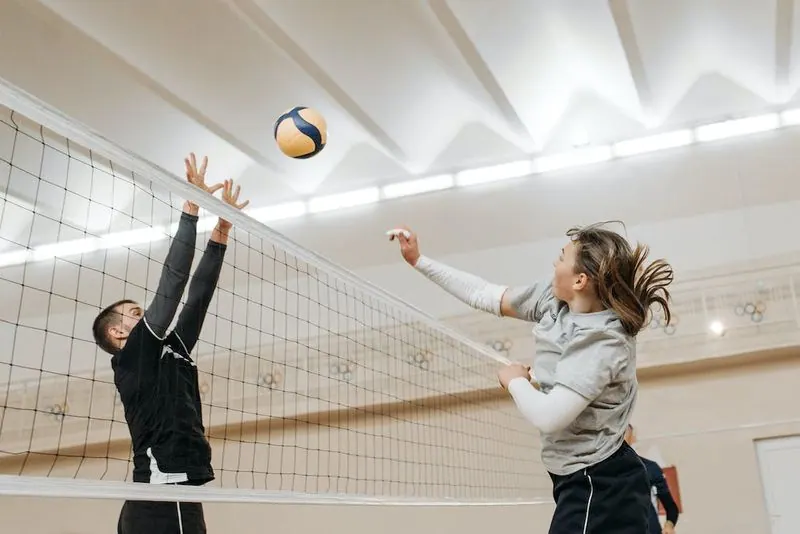 7 Ways to Boost Team Morale in Volleyball